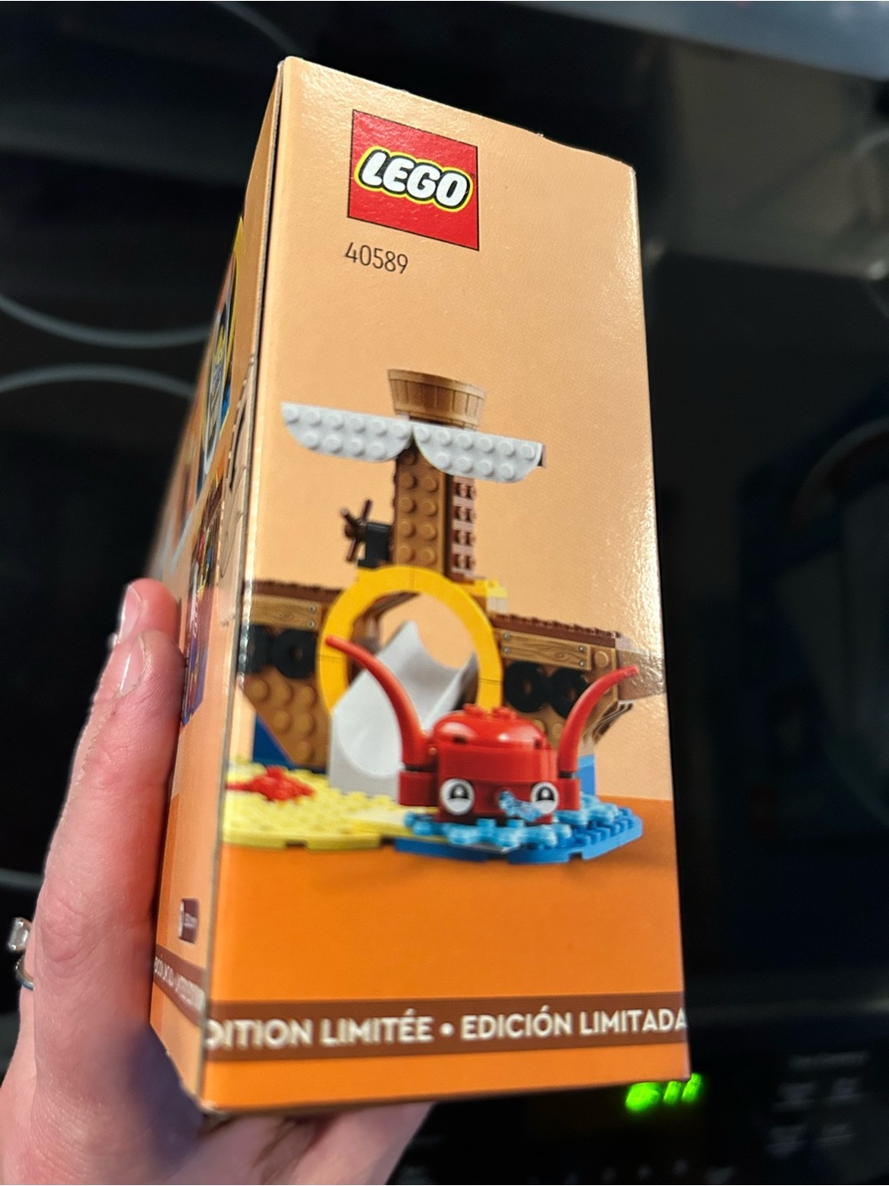 LEGO Pirate Ship Playground Set 40589 NRFB - Picture 4 of 5